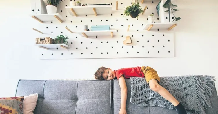 Bırakın sıkılsın hayata alışsın