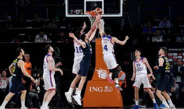 Anadolu Efes Fenerbahçe Beko’yu yendi, seride öne geçti