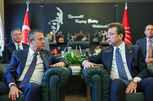 chpde-poset-poset-para-skandali-bomba-saibeli-kurultay-itirafi-100-bin-lirayi-dagitmami-istediler-1757101410826.jpeg CHP'de poşet poşet para skandalı! Bomba şaibeli kurultay itirafı: