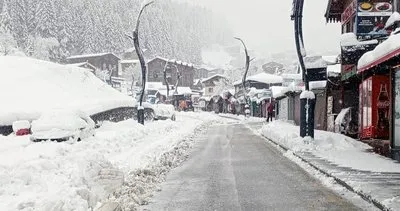 Ayder’de kar kalınlığı 50 santimi geçti #rize