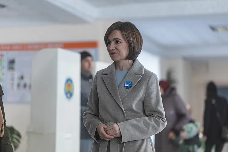 Moldova’da yeniden seçim: AB ve Rusya yanlıları karşı karşıya!