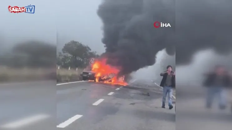 Zonguldak'ta çarpışan araçlardan birisi alev alev yandı: 1 ölü, 1 yaralı