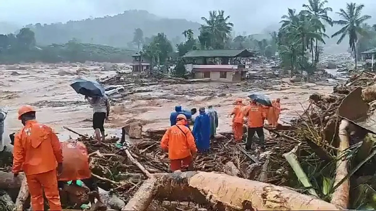 Hindistan'da heyelan felaketi: Onlarca kişi hayatını kaybetti
