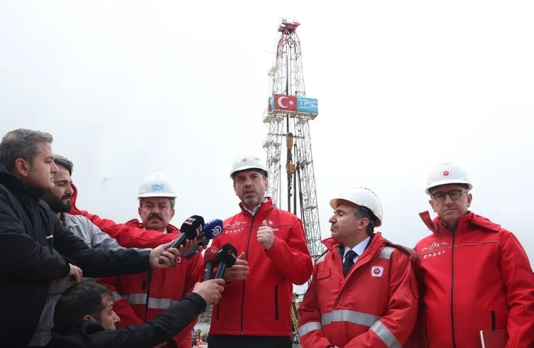 SON DAKİKA: Bakan Bayraktar’dan açıklama geldi: Gabar’da petrol üretiminde yeni rekor! Günde 40 bin...