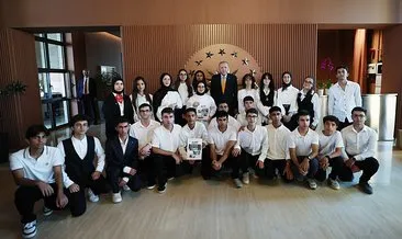 Başkan Erdoğan Ahlat'ta öğrencileri kabul etti! Gençlerle sohbet etti #bitlis