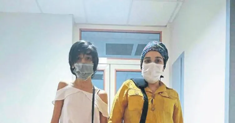 Kalpleri çantalarında