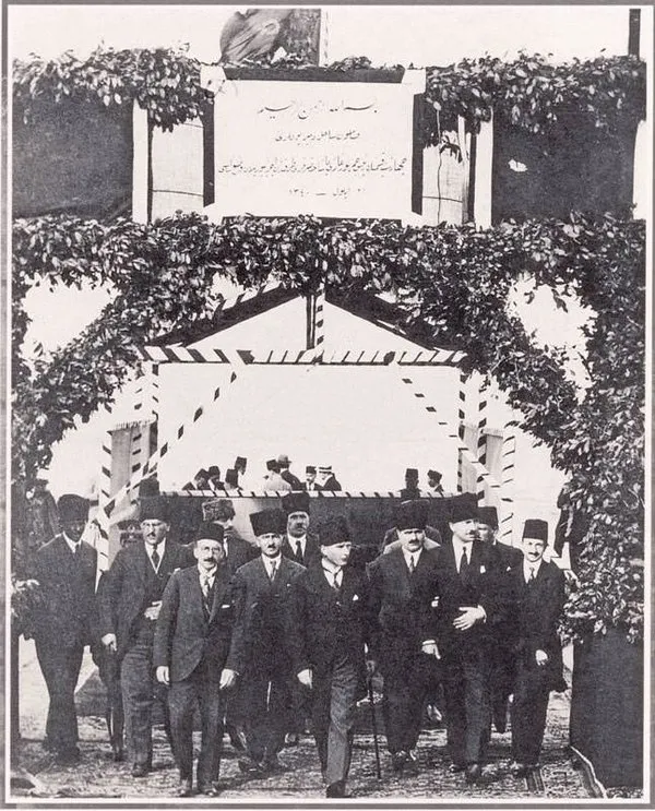 Fotoğraflarla Cumhuriyet