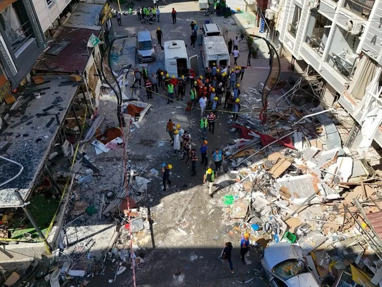 SON DAKİKA: İzmir’deki patlama anı kamerada: 5 kişi hayatını kaybetti 57 kişi yaralı