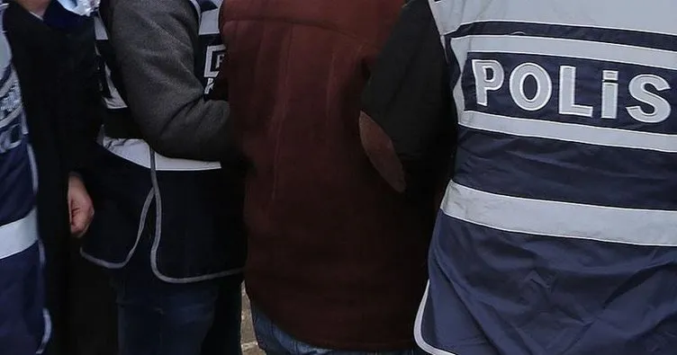 İzmir merkezli FETÖ/PDY operasyonu: 50 kişi yakalandı!
