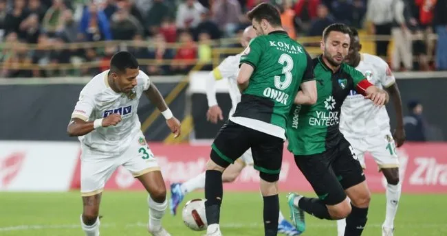 Kocaelispor deplasmanda Bandırma’yı 3 golle geçti Kocaelispor deplasmanda Bandırma’yı 3 golle geçti