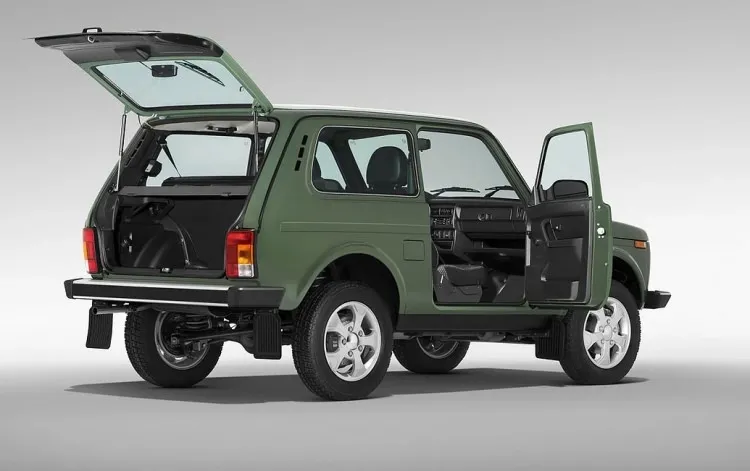 bir zamanlar efsaneydi lada turkiye ye