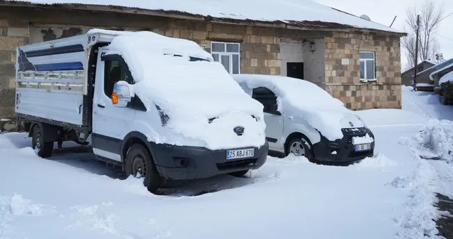 Muş’ta bazı köylerde kar kalınlığı 20 santimetreye ulaştı