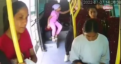 Tarsus’ta yolcu minibüsünden düşen kadın hayatını kaybetti | Video