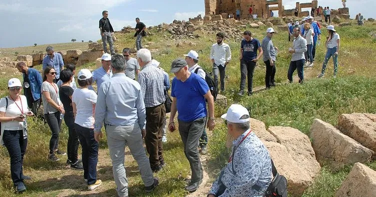 Mithras etkisi onları da sardı