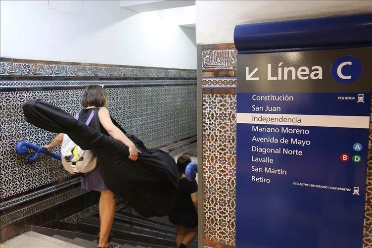Arjantin metrolarında Endülüs Sanatı