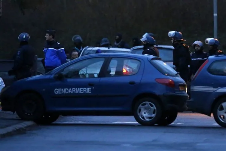 Fransa polisinden saldırganlara operasyon