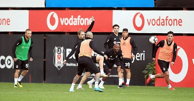 Beşiktaş’ta Adem Ljajic ve Oğuzhan Özyakup takımdan ayrı çalıştı