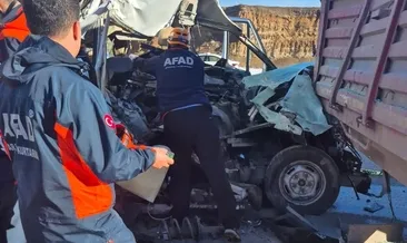 Öğrenci servisi TIR’a çarptı: 1 ölü, 7 yaralı #malatya