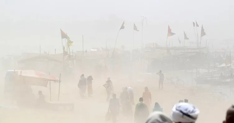 Hindistan’daki kum fırtınasında ölü sayısı 100’ü aştı