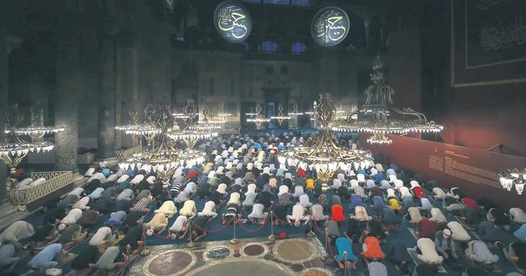 Ayasofya’ya vuslat akını