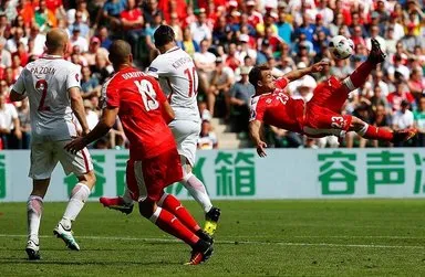 Turnuvanın en güzel golünü atan Shaqiri, sosyal medyayı salladı