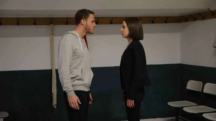 Bu Şehir Arkandan Gelecek 18. bölüm (tamamı ve tek parça) - İzle!