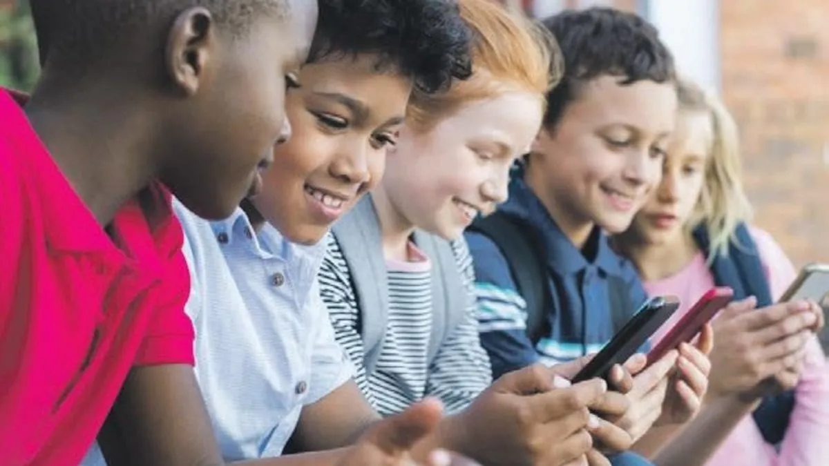 Belçika okullarında akıllı telefon yasaklandı Belçika okullarında akıllı telefon yasaklandı