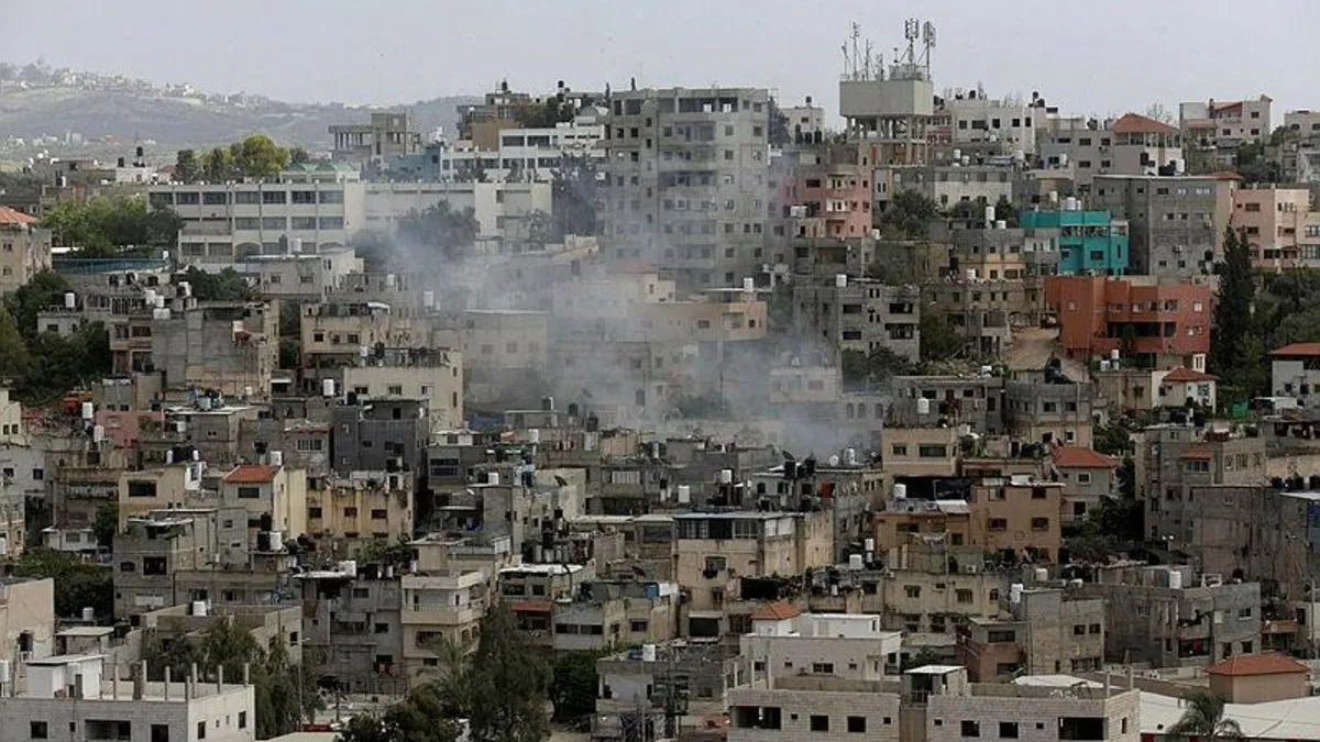 Katil İsrail Nur Şems mülteci kampına baskın 5 kişi hayatını