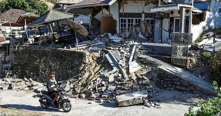 Endonezya’da deprem felaketi: 142 ölü