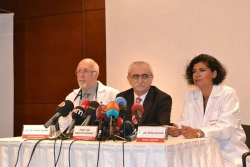 Sanatçılar, Müslüm Gürses'i yalnız bırakmadı