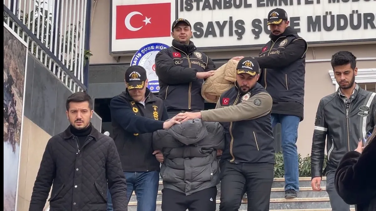 SON DAKİKA: İstanbul’da 7 yıllık kayıp dosyasında kan donduran gerçek! Cani eş cinayeti itiraf etti: Özbekistanlı Khurriyat’ı parçalara ayırarak… SON DAKİKA: İstanbul’da 7 yıllık kayıp dosyasında kan donduran gerçek! Cani eş cinayeti itiraf etti: Özbekistanlı Khurriyat’ı parçalara ayırarak…