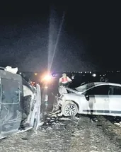 Katliam gibi kaza: 5 ölü 2 yaralı