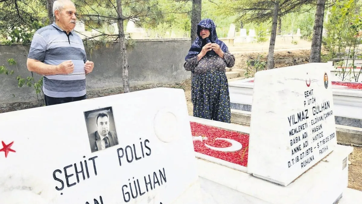 İki oğlunu da vatan için şehit verdi: Şehit babasının sözleri Türkiye'yi ağlattı!