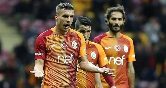 Podolski’den Fenerbahçe’ye gönderme