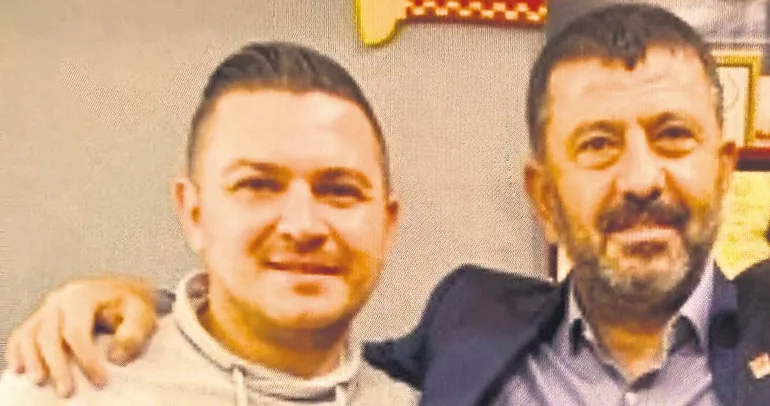 SON DAKİKA | CHP'deki kirli Özgür Özel'in telefonundan çıktı! SABAH skandalın fotoğrafına ulaştı: Rüşvet paraları kargoyla geldi