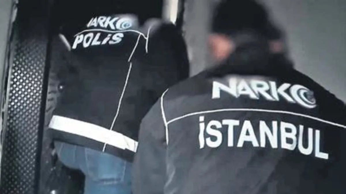 Polisten alıcı kılığında uyuşturucu operasyonu
