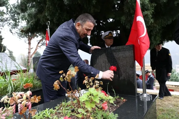 canakkale-zaferinin-110-yili-minnetle-anildi-1742305082566.jpg