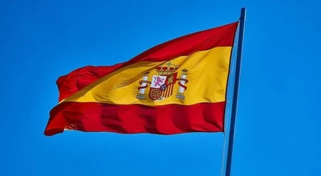 Ülkeler tarafını seçti... İşte Maduro'yu destekleyenler...