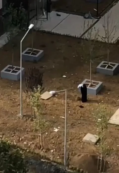 İnşaata giren karı koca öyle bir şey yaptı ki: Olayı gören bekçi durumu polise bildirdi!