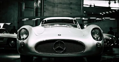 Sadece iki adet üretilmişti! Klasik otomobil dudak uçuklatan rakama satıldı