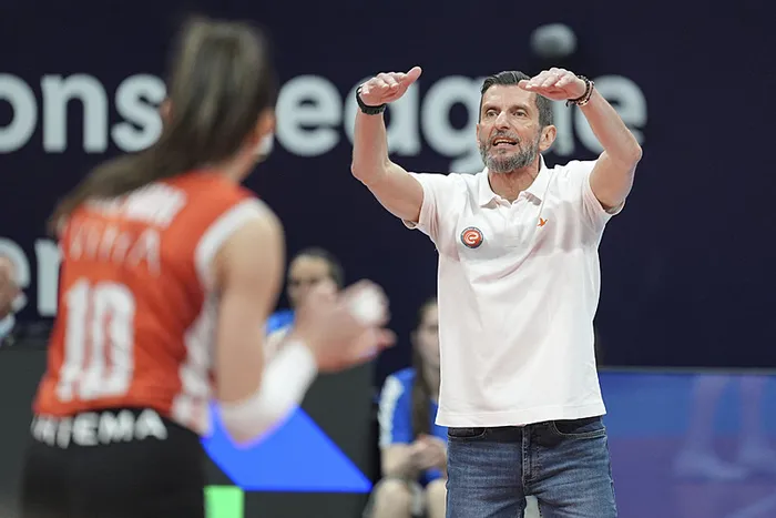 cev-sampiyonlar-liginde-turk-finali-eczacibasi-dynavit-vakifbank-1777752465516.jpeg