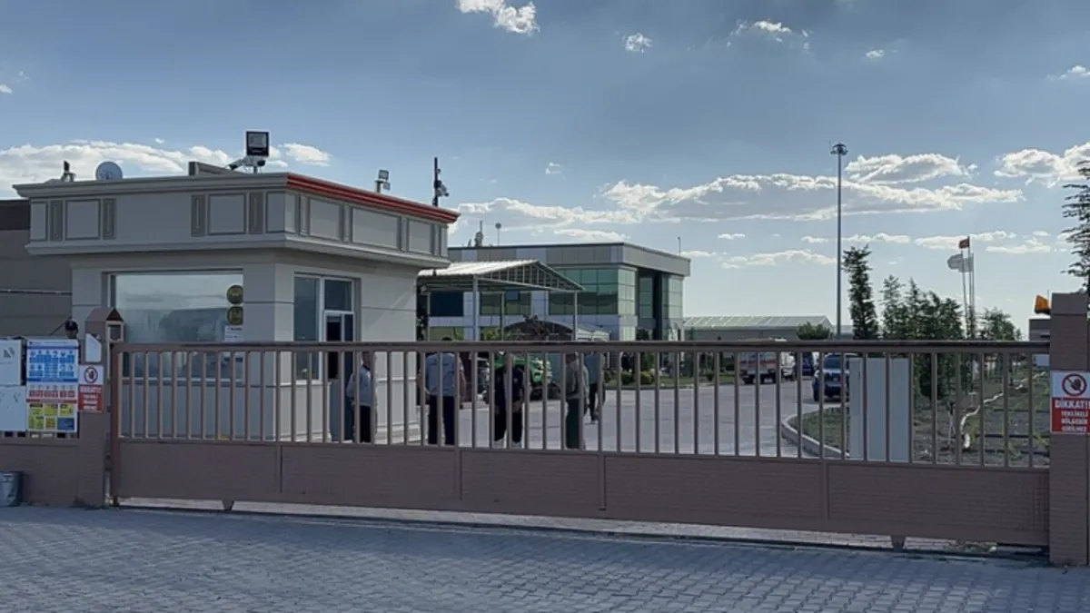 Niğde'de havai fişek fabrikasında meydana gelen patlama sonrası soruşturma süreci devam ediyor.