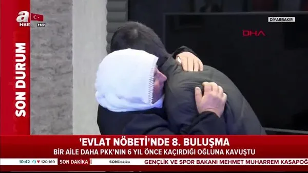 Evlat nöbetinde 8. buluşma! Bir anne daha PKK'nın 6 yıl önce kaçırdığı oğluna böyle kavuştu | Video