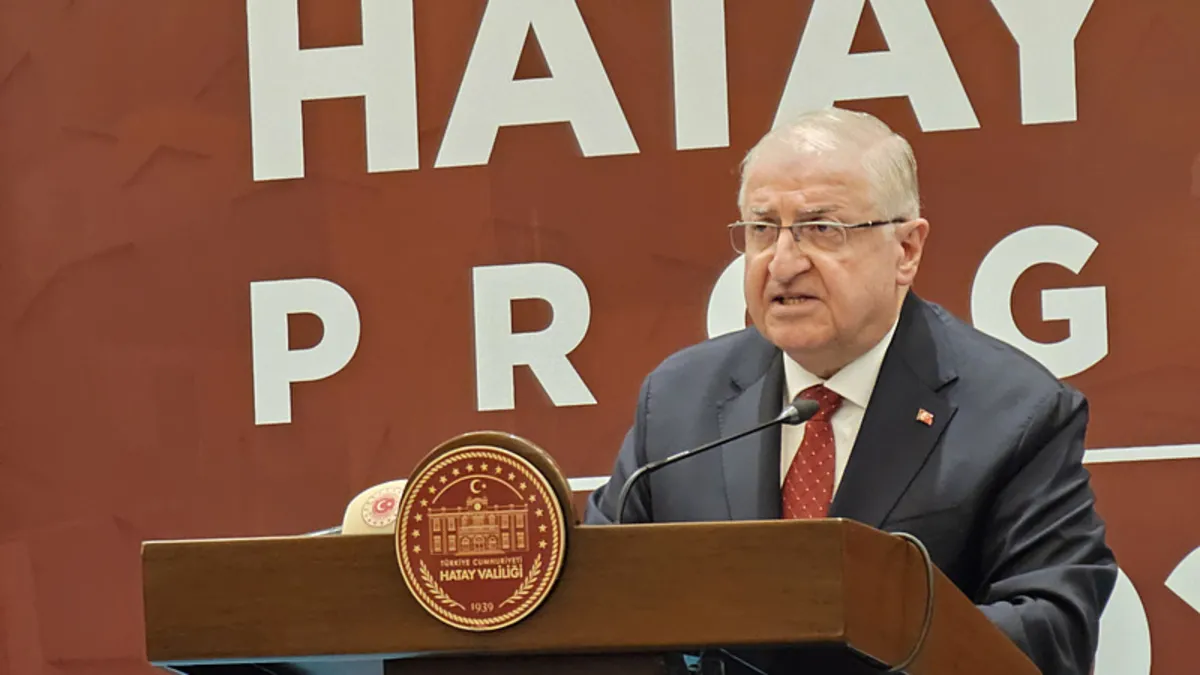 Bakan Güler’den İran savaşı açıklaması: Türkiye yapıcı çabalarını sürdürüyor Bakan Güler’den İran savaşı açıklaması: Türkiye yapıcı çabalarını sürdürüyor