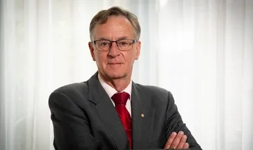 Son dakika: ’Yeterince kanıt yok’ diyen dünyaca ünlü profesör yüreklere su serpti! Corona virüsü mutasyonu ile ilgili bakın ne dedi?