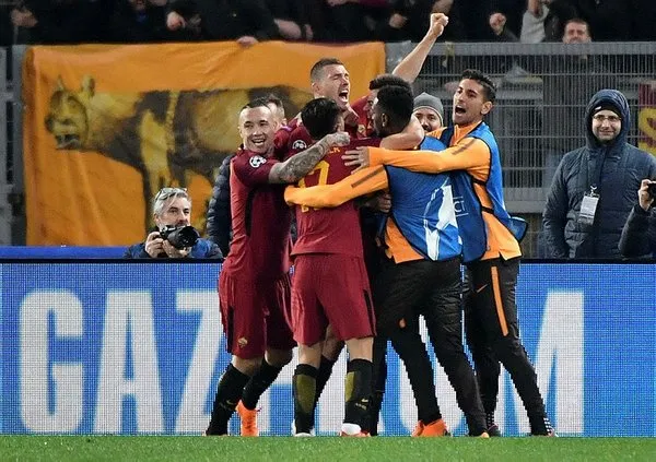 Şampiyonlar Ligi'nde Cengiz ve Roma turladı, Sevilla tarih yazdı!