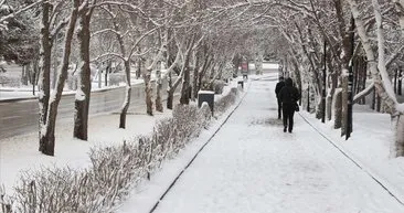 SON DAKİKA kar tatili haberi: İstanbul’da yarın okullar tatil mi edildi? İstanbul Valiliği’nden kar tatili açıklaması geldi mi?