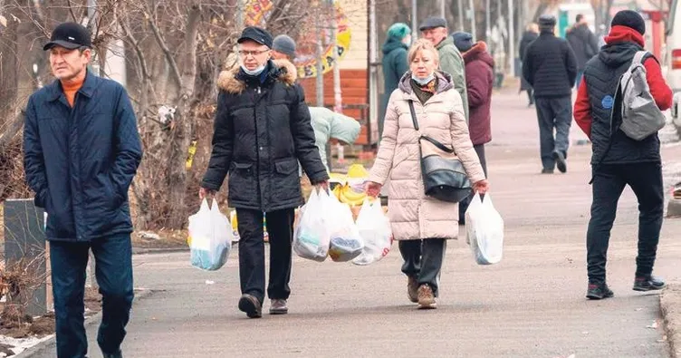 Kazakistan’da başörtüsü ayıbı
