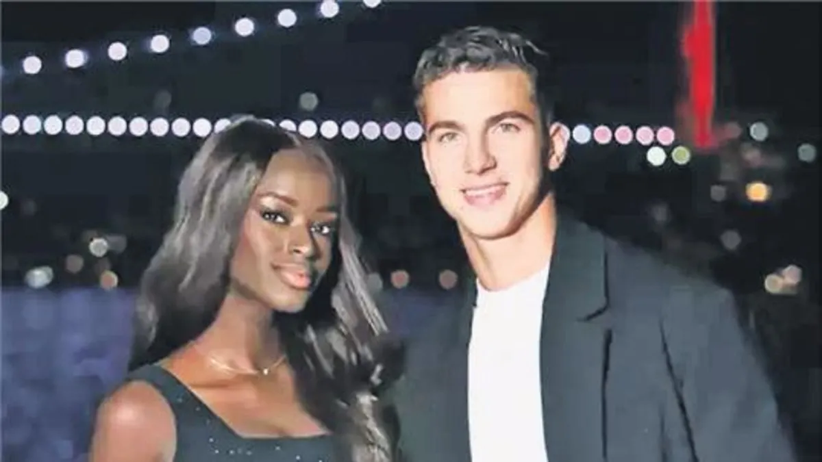 Fotoğrafları 25 gün sonra sildi!