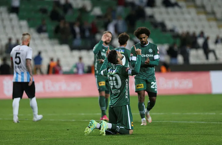 konyaspor-erbaasporu-3-golle-gecerek-kupada-4-tura-yukseldi-1698944147471.jpg